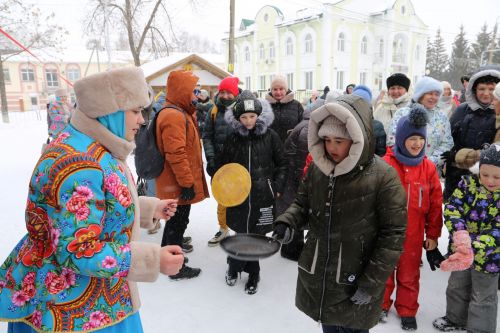 Алексеевцы весело и задорно проводили зиму