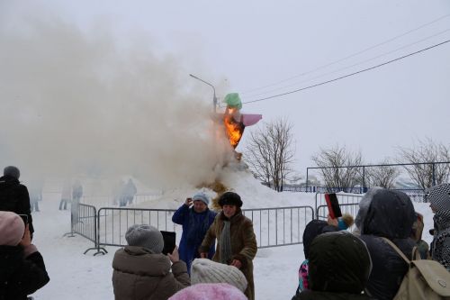 Алексеевцы весело и задорно проводили зиму