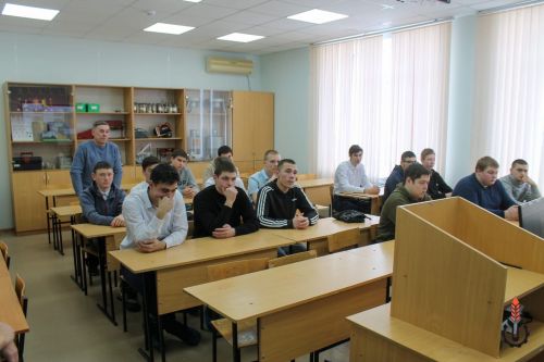 В Алексеевском аграрном колледже отметили День защитника Отечества