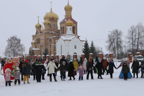 Алексеевцы весело и задорно проводили зиму