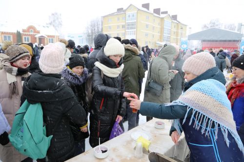 Алексеевцы весело и задорно проводили зиму