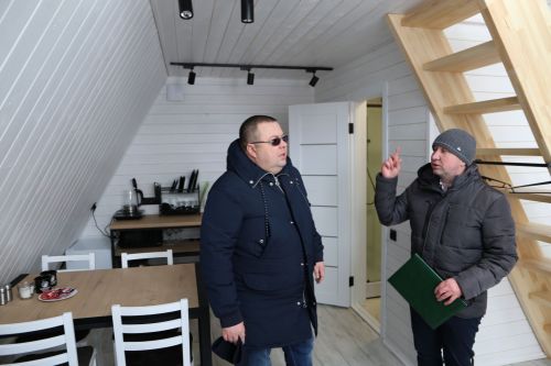 Глава Алексеевского района принял участие в открытии второй очереди глэмпинга «Лебедино эко-тур»