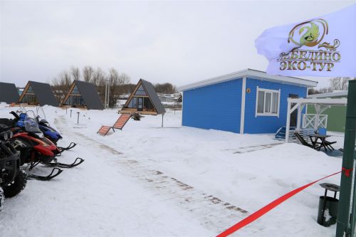 Глава Алексеевского района принял участие в открытии второй очереди глэмпинга «Лебедино эко-тур»