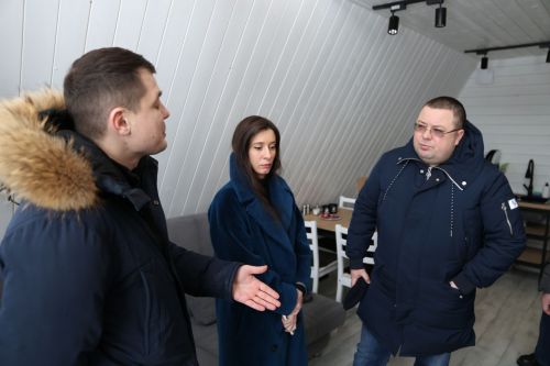 Глава Алексеевского района принял участие в открытии второй очереди глэмпинга «Лебедино эко-тур»