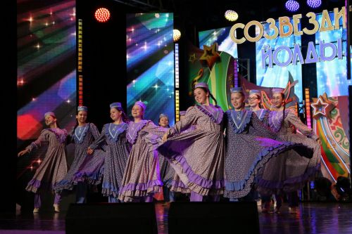 Талантливые дети Закамья выступают на фестивале «Созвездие-Йолдызлык» в Алексеевском