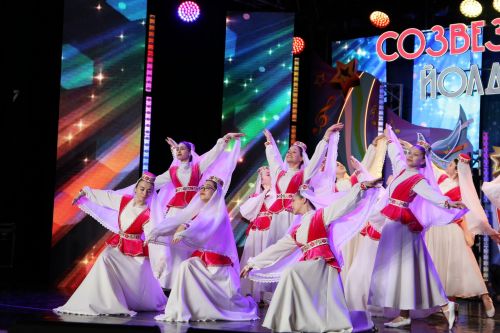 Талантливые дети Закамья выступают на фестивале «Созвездие-Йолдызлык» в Алексеевском