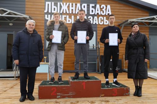 В Алексеевском прошел зональный этап соревнований по лыжным гонкам среди учащихся средних учебных заведений