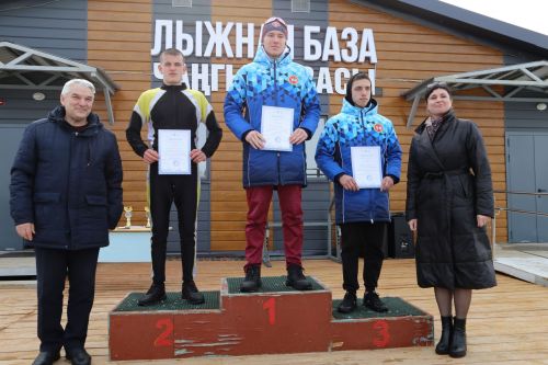 В Алексеевском прошел зональный этап соревнований по лыжным гонкам среди учащихся средних учебных заведений