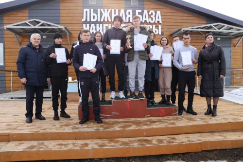 В Алексеевском прошел зональный этап соревнований по лыжным гонкам среди учащихся средних учебных заведений