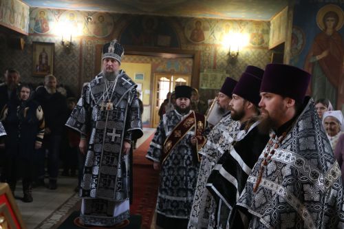 Алексеевское посетил епископ Чистопольский и Нижнекамский Пахомий