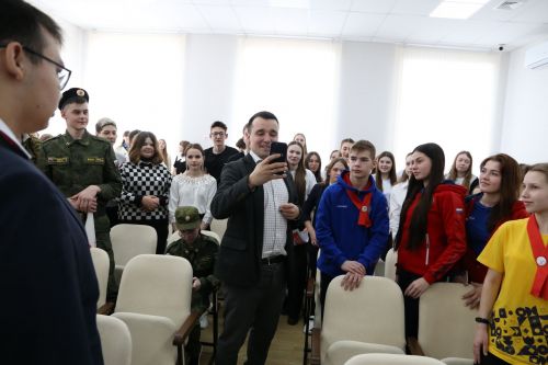 Тимур Сулейманов алексеевской молодежи: «Вы те, кто берет и делает»