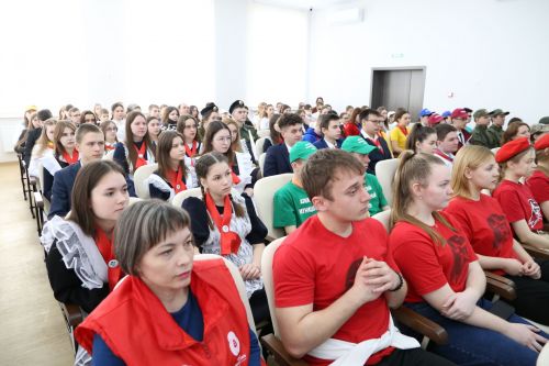 Тимур Сулейманов алексеевской молодежи: «Вы те, кто берет и делает»