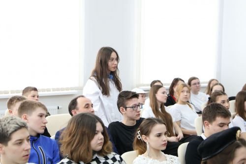 Тимур Сулейманов алексеевской молодежи: «Вы те, кто берет и делает»
