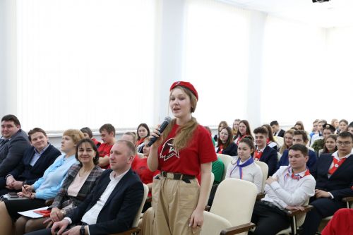 Тимур Сулейманов алексеевской молодежи: «Вы те, кто берет и делает»
