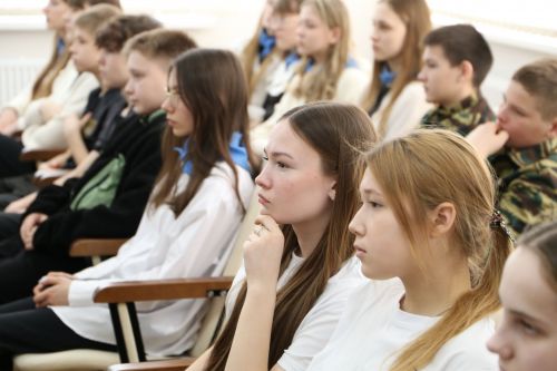 Тимур Сулейманов алексеевской молодежи: «Вы те, кто берет и делает»