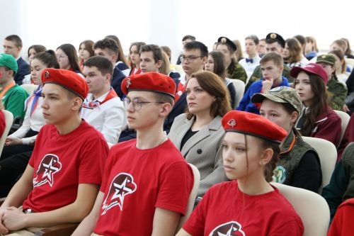 Тимур Сулейманов алексеевской молодежи: «Вы те, кто берет и делает»