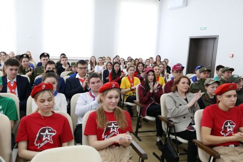 Тимур Сулейманов алексеевской молодежи: «Вы те, кто берет и делает»