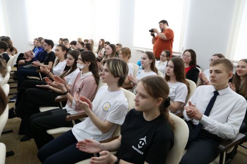 Тимур Сулейманов алексеевской молодежи: «Вы те, кто берет и делает»