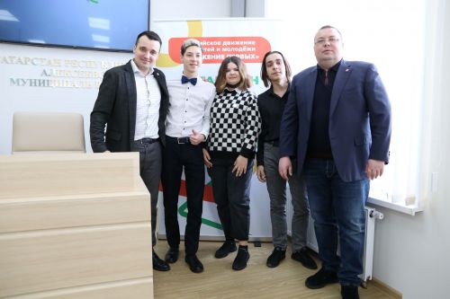 Тимур Сулейманов алексеевской молодежи: «Вы те, кто берет и делает»