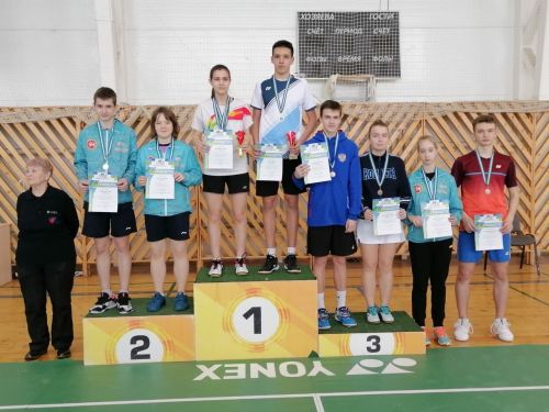 Алексеевские спортсмены: Бадминтонный сезон в разгаре