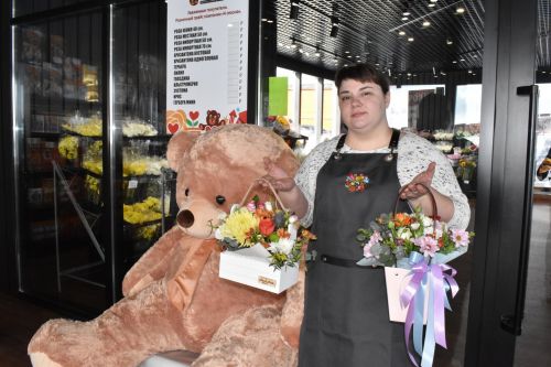 В канун 8 марта в Алексеевском открылся магазин республиканской сети цветочных магазинов