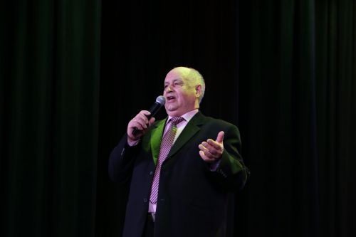 Алексеевских женщин с 8 марта поздравили праздничным концертом