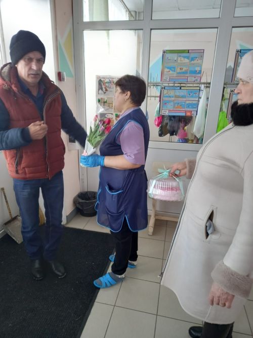 Мам и жён алексеевских мобилизованных поздравили с Международным женским днем