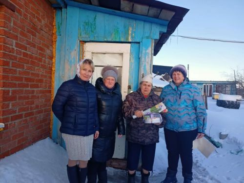 Мам и жён алексеевских мобилизованных поздравили с Международным женским днем
