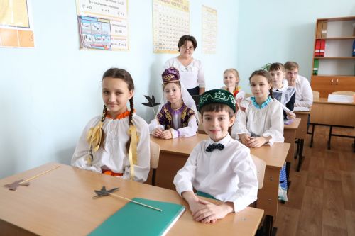 В Алексеевском более 120 ребят из Татарстана обсудили пути решения экологических проблем