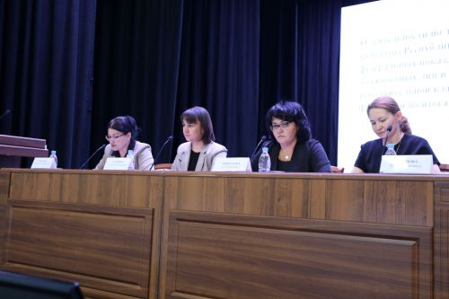 В Алексеевском прошло рабочее совещание с работниками культуры Закамской зоны по достижению показателей эффективности