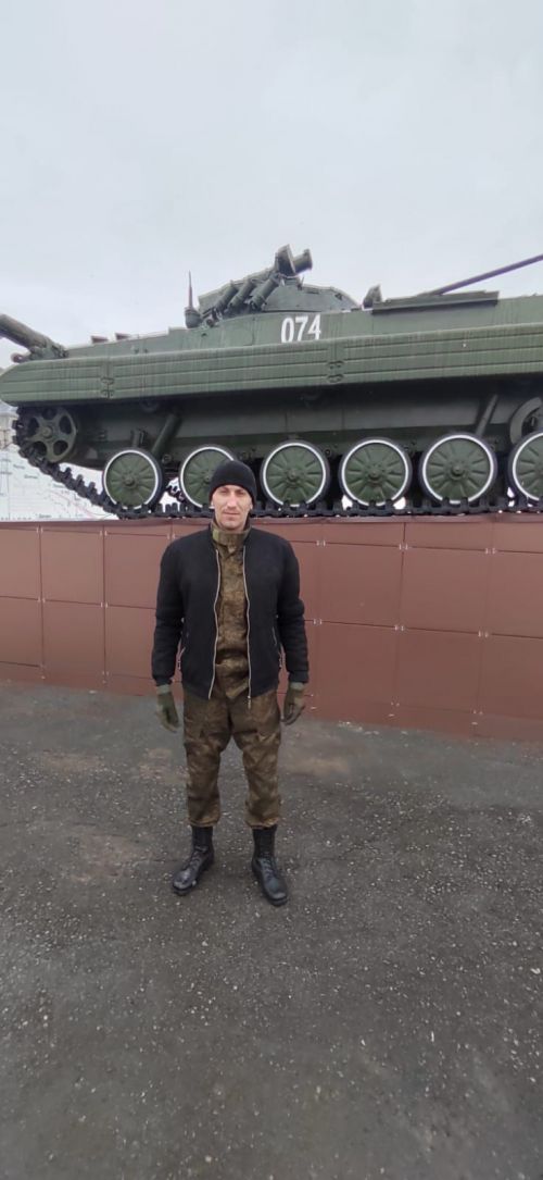 Житель Войкино отправился добровольцем в армию
