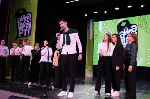 В день смеха в Алексеевском состоялся КВН на татарском языке