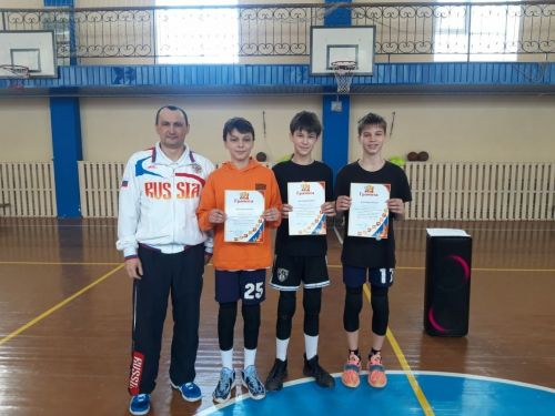 70 алексеевских спортсменов приняло участие в Первенстве спортшколы по баскетболу 3х3