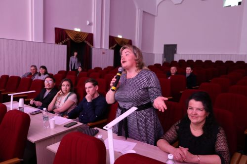 В день смеха в Алексеевском состоялся КВН на татарском языке