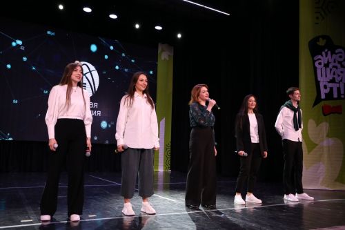 В день смеха в Алексеевском состоялся КВН на татарском языке
