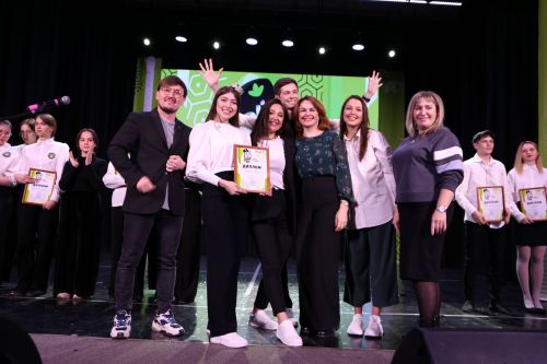 В день смеха в Алексеевском состоялся КВН на татарском языке