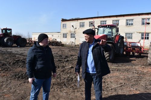В хозяйствах Алексеевского района оценили готовность сельскохозяйственной техники