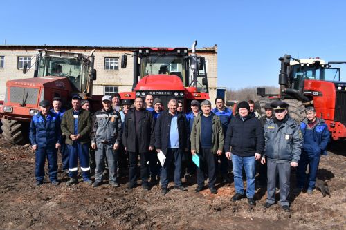 В хозяйствах Алексеевского района оценили готовность сельскохозяйственной техники