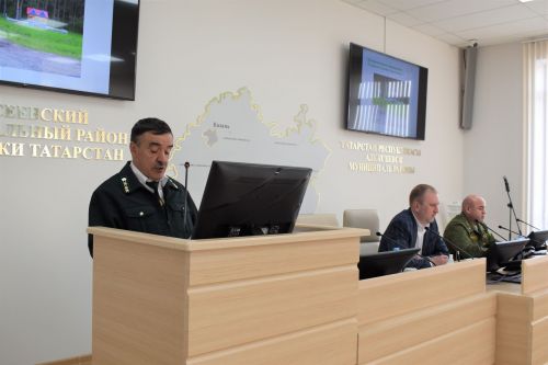 В Алексеевском лесничие обсудили меры предотвращения пожаров в лесах