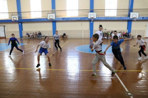 «Будь в игре»: в Алексеевском впервые прошли соревнования по тэг-регби