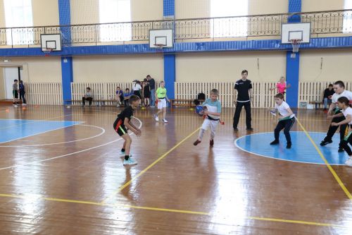 «Будь в игре»: в Алексеевском впервые прошли соревнования по тэг-регби