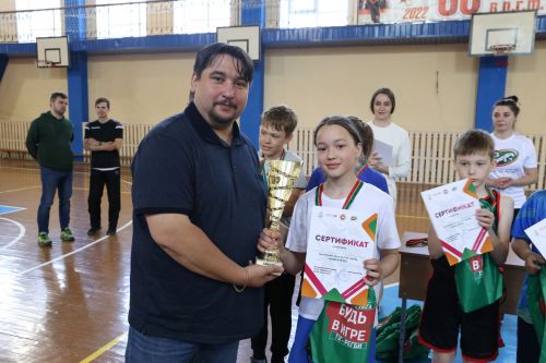 «Будь в игре»: в Алексеевском впервые прошли соревнования по тэг-регби