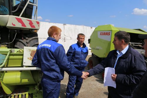 В Алексеевском районе проверили готовность кормозаготовительной техники