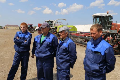В Алексеевском районе проверили готовность кормозаготовительной техники