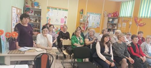 Заместители директоров школ по воспитательной работе подвели итоги учебного года