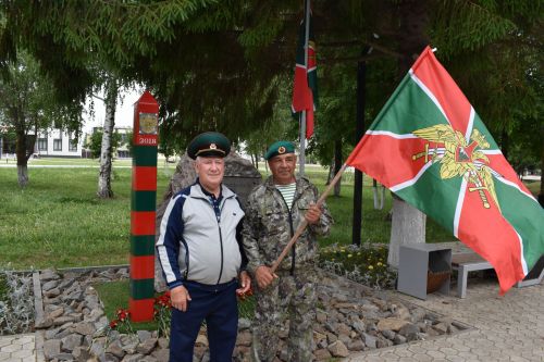 Алексеевцы празднуют День пограничника