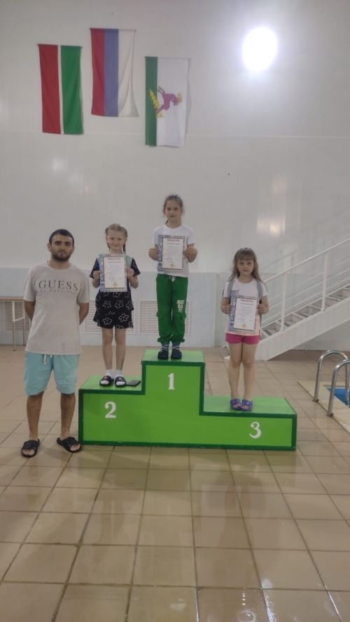 Алексеевские пловцы награждены грамотами