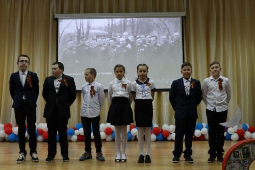 В Алексеевском прошел муниципальный конкурс военно-патриотической песни «Песня в солдатской шинели»