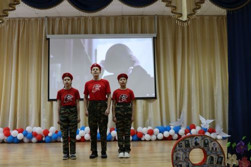 В Алексеевском прошел муниципальный конкурс военно-патриотической песни «Песня в солдатской шинели»