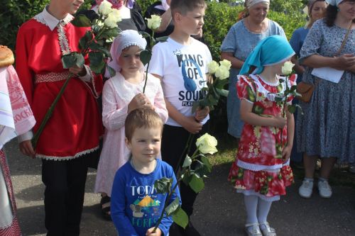Епископ Чистопольский и Нижнекамский возглавил крестный ход на Святой ключ